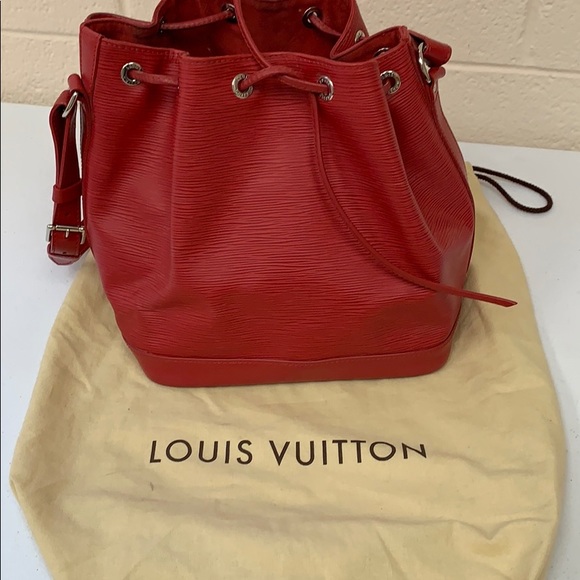 Louis Vuitton Purse - Picture 2 of 6